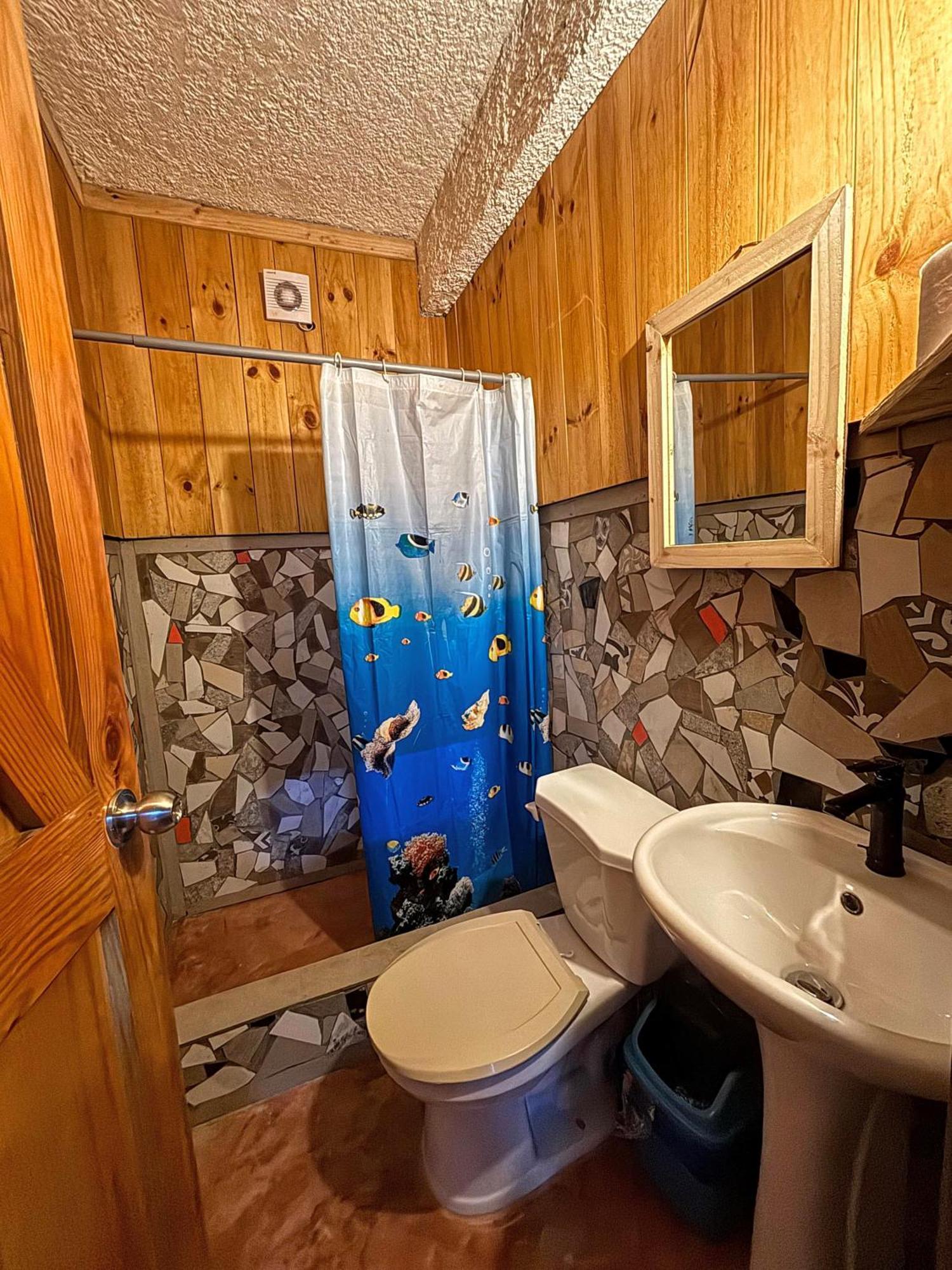 Hostel La Ballena Backpacker Las Galeras Bagian luar foto