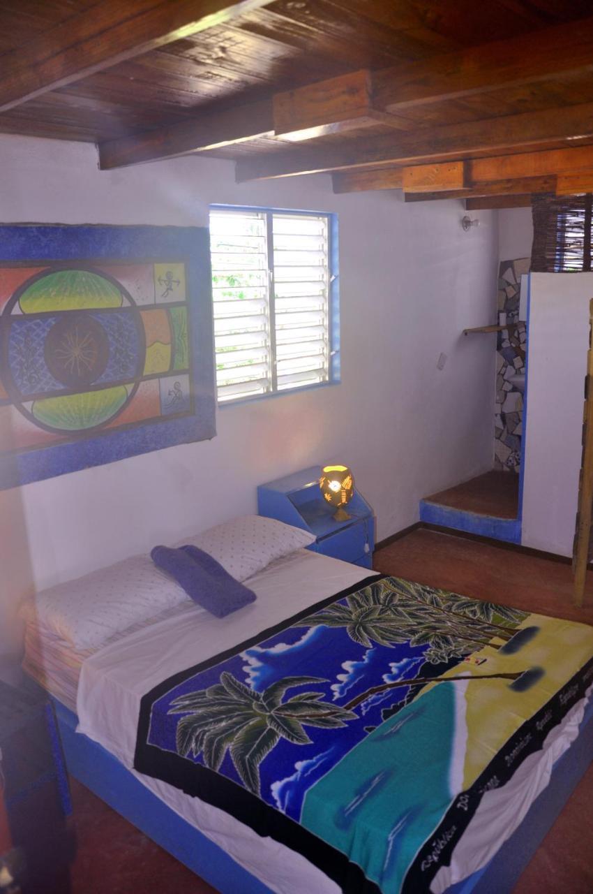 Hostel La Ballena Backpacker Las Galeras Bagian luar foto
