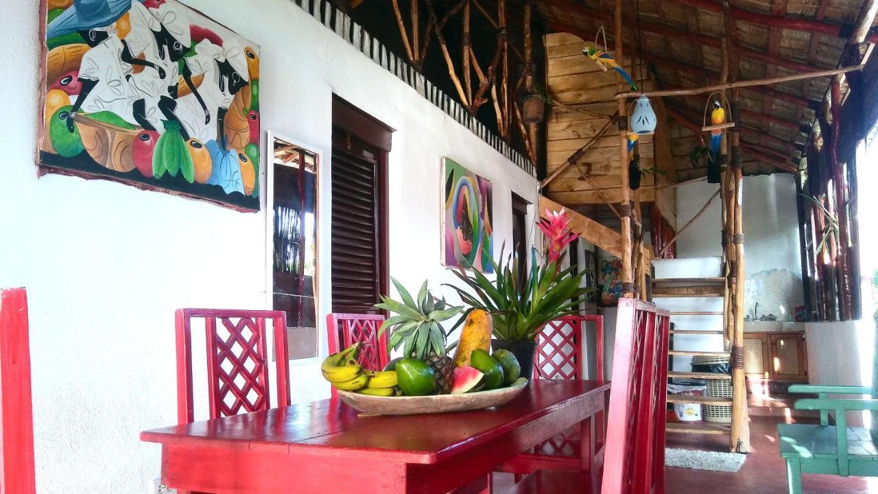 Hostel La Ballena Backpacker Las Galeras Bagian luar foto